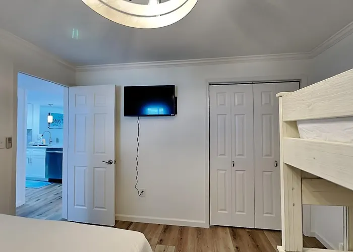 Gulf Tower #12c Apartment *